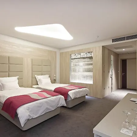 Colors Hotel 4*