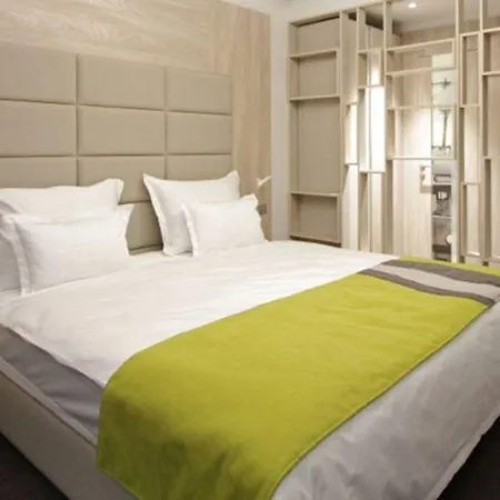 Hotel Colors 4*